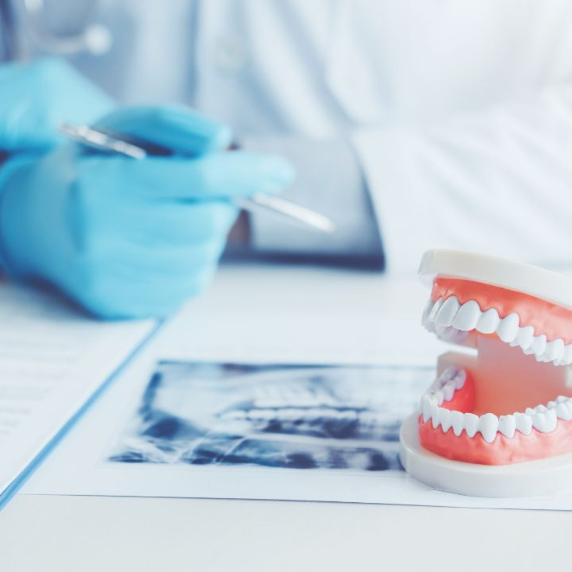 Znaczenie regularnych wizyt u dentysty dla ogólnego zdrowia jamy ustnej