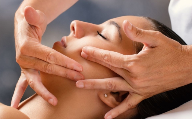 Odkryj sekret młodości z masażem Kobido