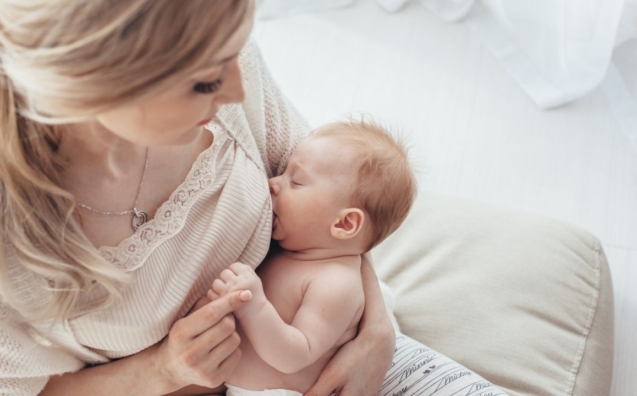 Jak neurologopeda i poradnia laktacyjna mogą pomóc w przypadku zaburzeń karmienia u niemowląt?