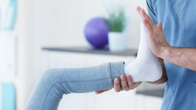 Jak przygotować się do pierwszej wizyty w gabinecie fizjoterapii?